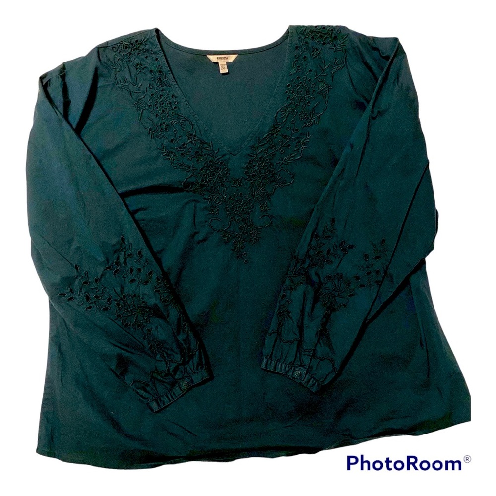 Sonoma, hunter green top with eyelet detail, size XXL